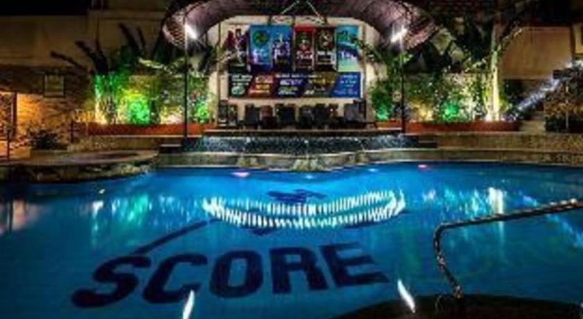 Score Birds Hotel Анхелес Экстерьер фото