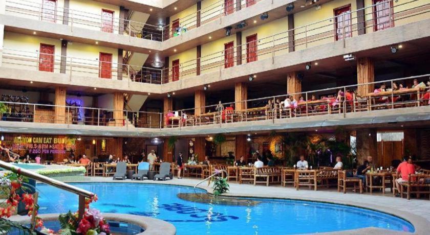 Score Birds Hotel Анхелес Экстерьер фото